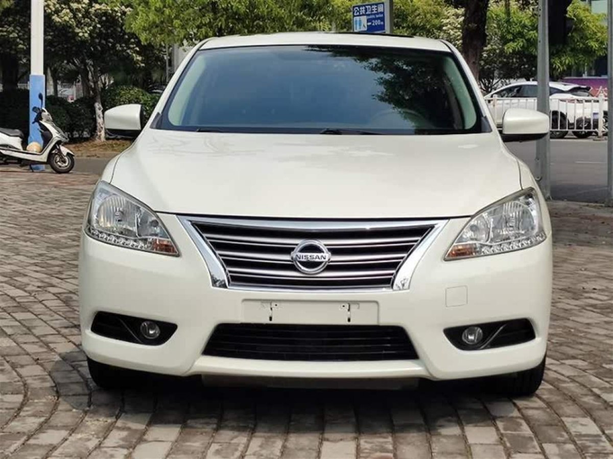 日產(chǎn) 軒逸  2014款 1.6XV CVT尊享版圖片
