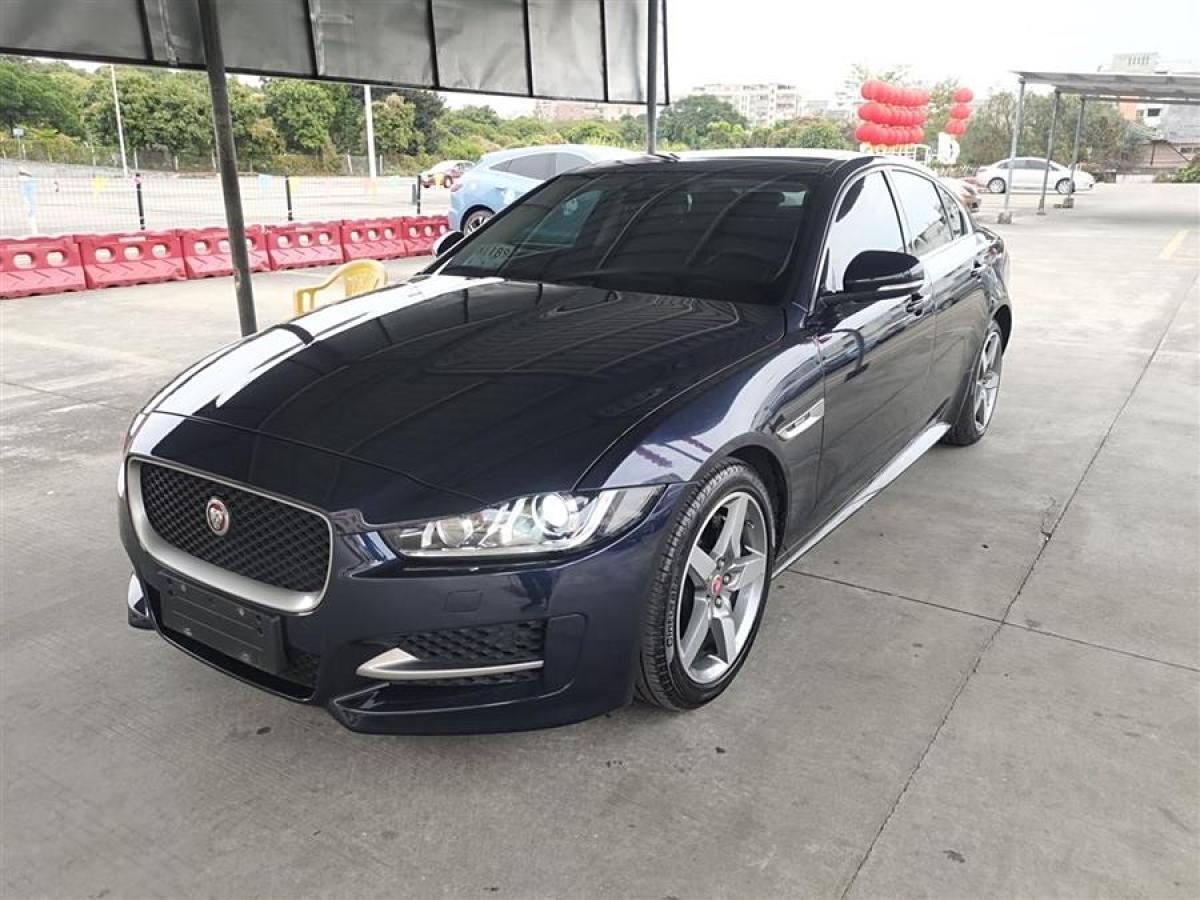 捷豹 XE  2018款 2.0T 200PS 兩驅(qū)R-Sport運(yùn)動版圖片