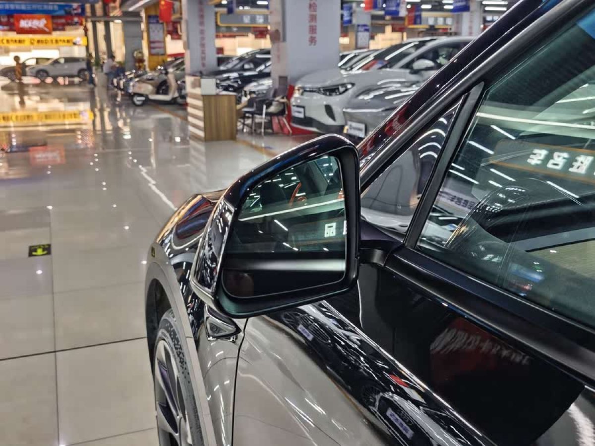 特斯拉 Model Y  2022款 改款 后輪驅(qū)動版圖片