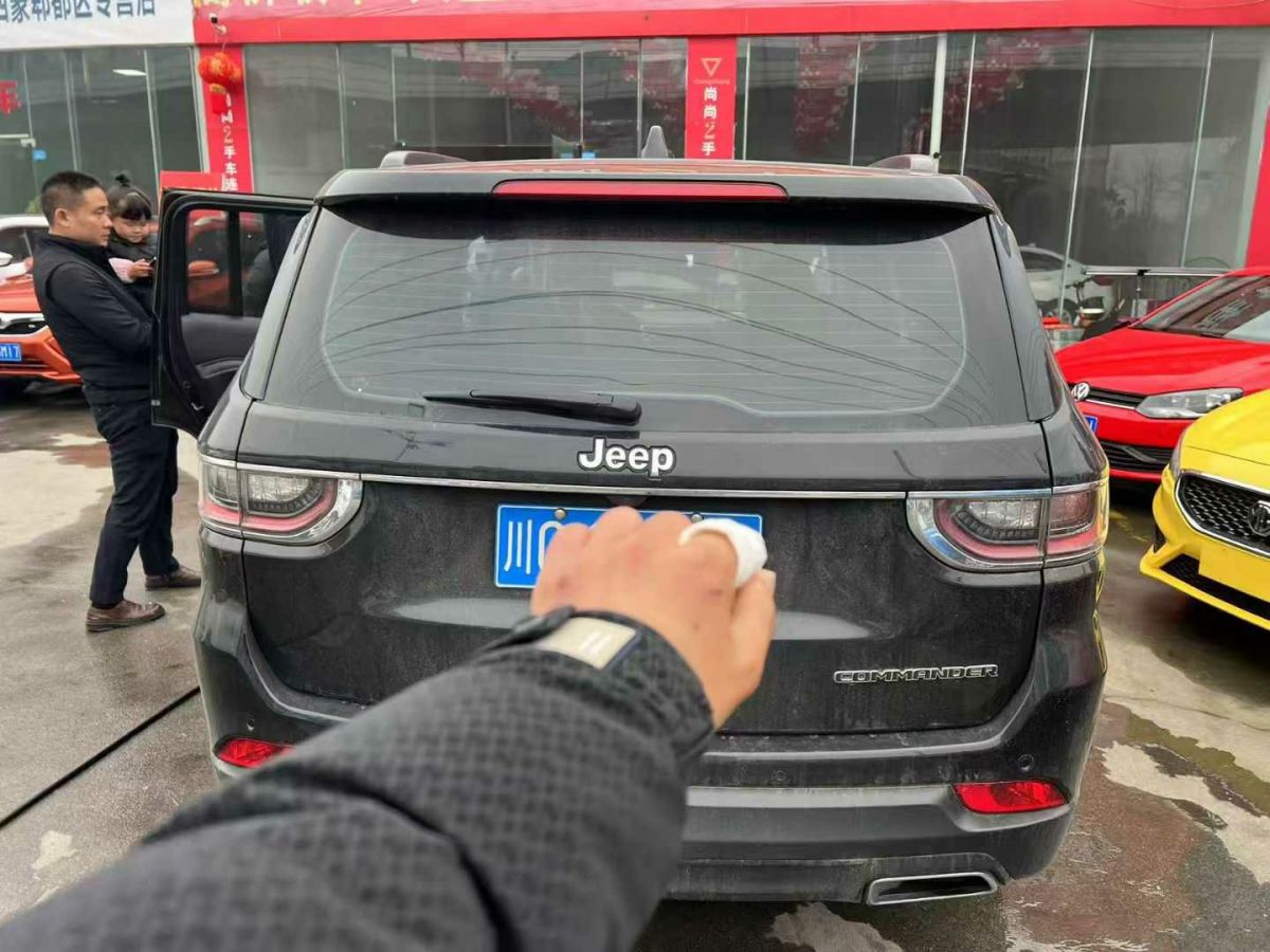 2020年1月Jeep 大指揮官  2020款 2.0T 兩驅(qū)精英版