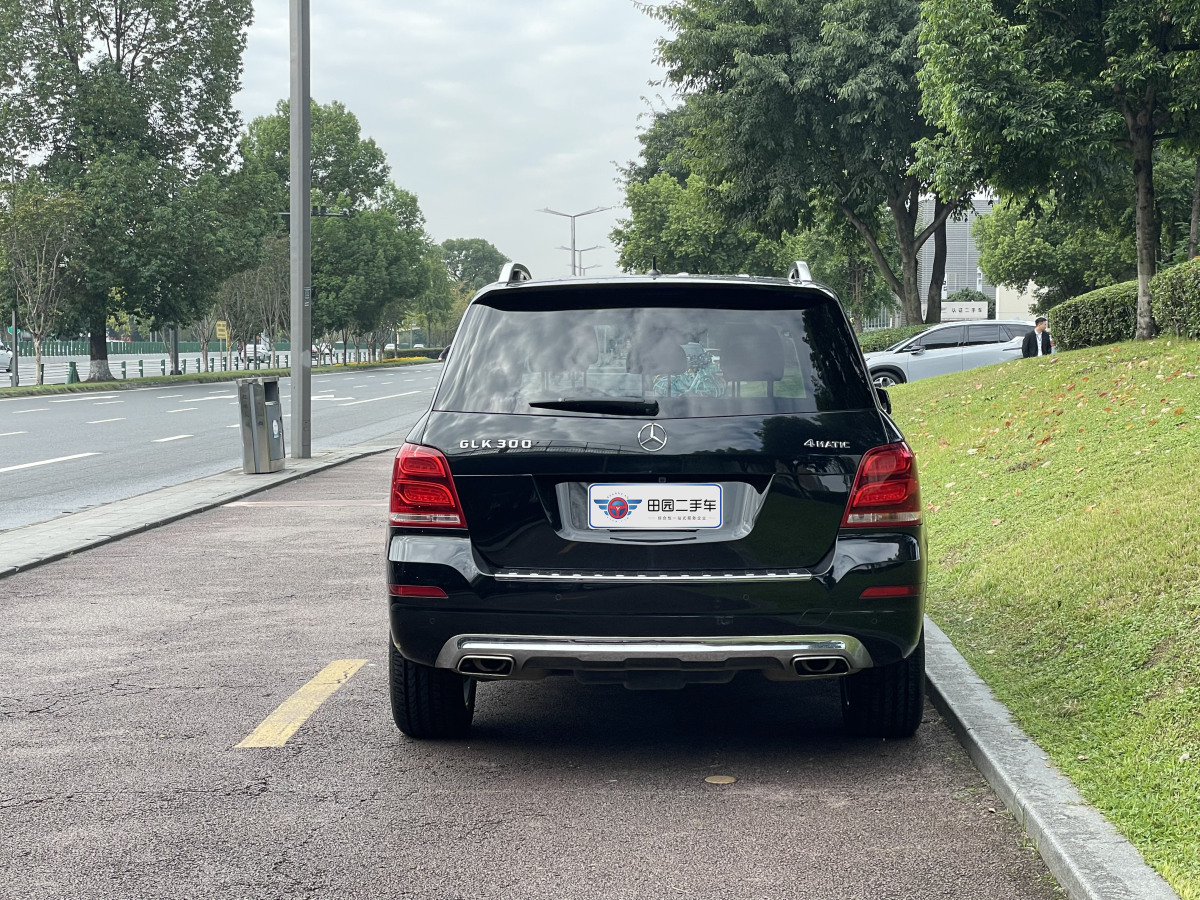 奔驰 奔驰GLK级  2013款 GLK 300 4MATIC 时尚型图片