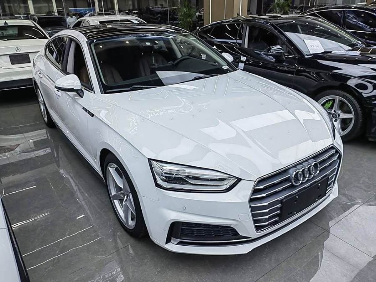 奧迪 奧迪A5  2019款 Sportback 40 TFSI 時(shí)尚型圖片