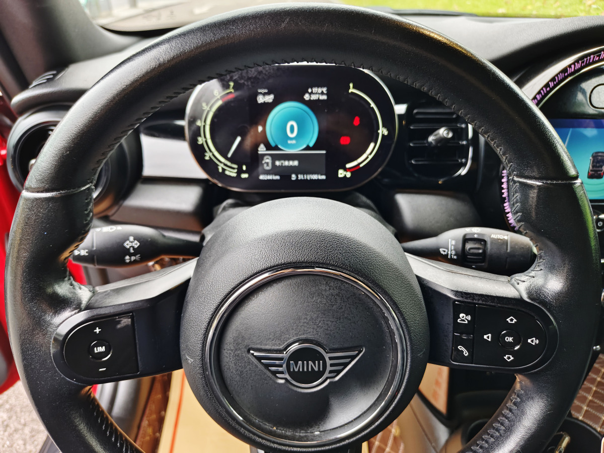 MINI MINI  2022款 改款 1.5T COOPER CABRIO 經(jīng)典派圖片