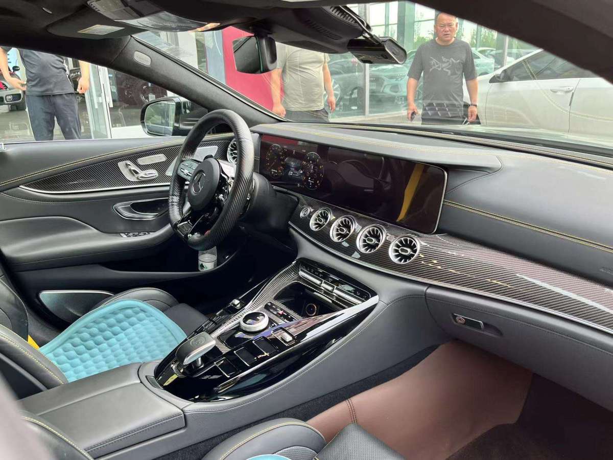 2019年6月奔驰 奔驰AMG GT  2019款  AMG GT 63 S 4MATIC+ 四门跑车