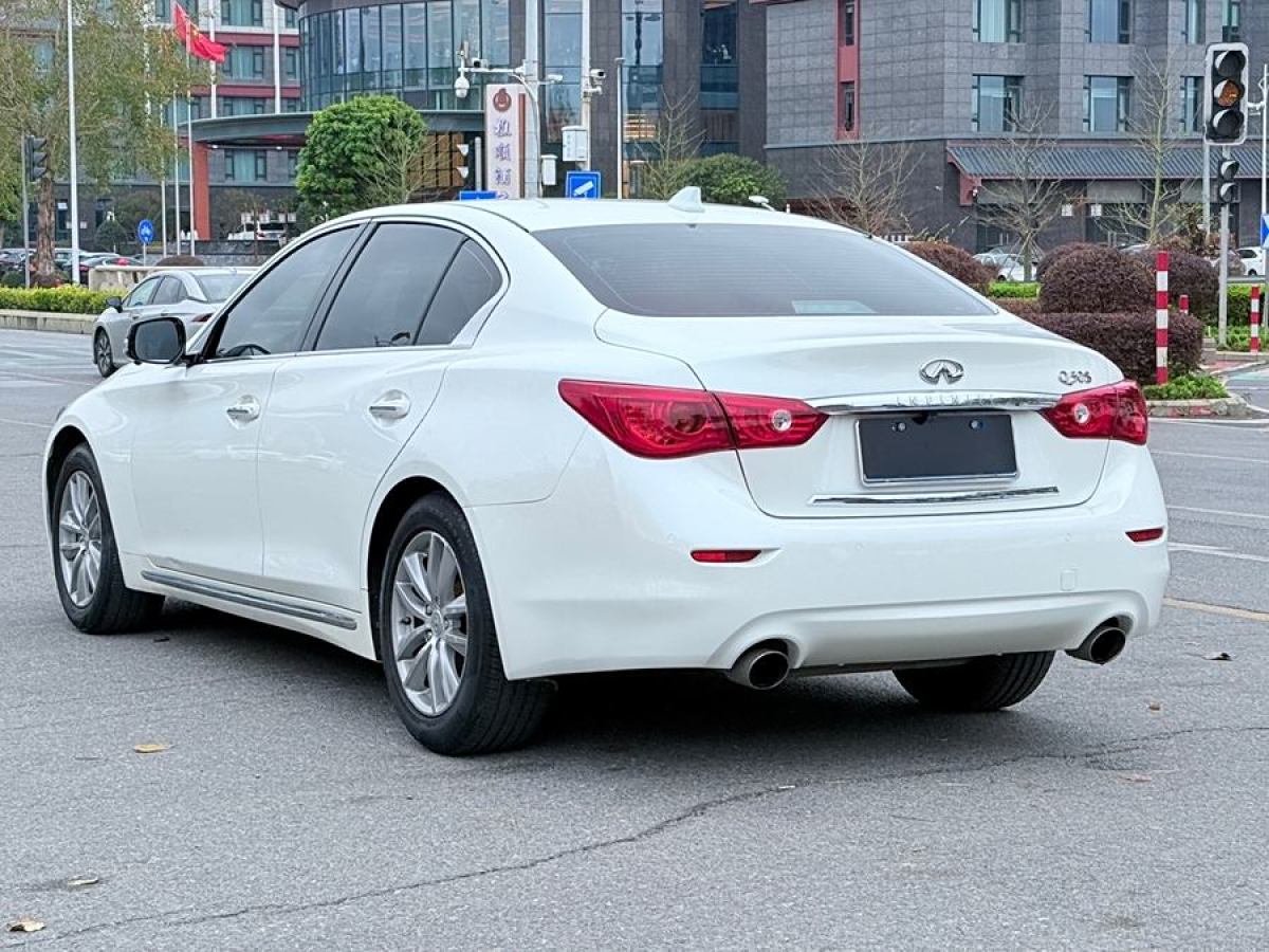 英菲尼迪 Q50L  2015款 2.0T 悅享版圖片