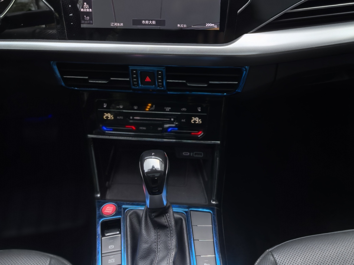 大眾 帕薩特  2022款 330TSI 豪華版圖片
