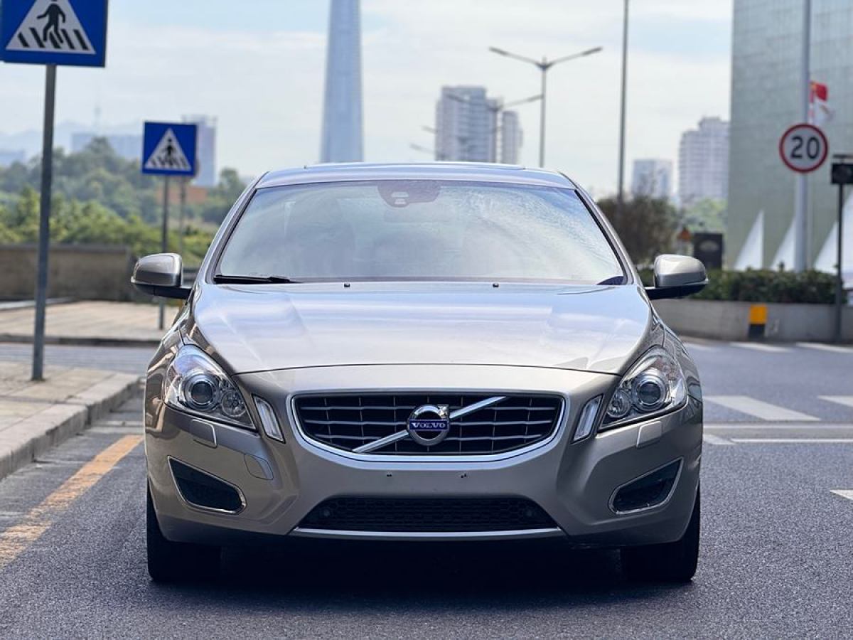 沃爾沃 S60  2013款 T5 舒適版圖片