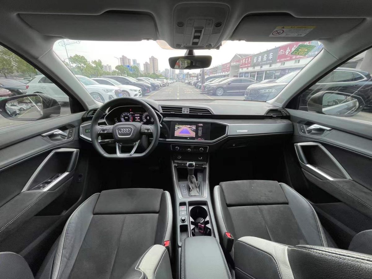 奧迪 奧迪Q3  2020款 35 TFSI 時尚動感型圖片