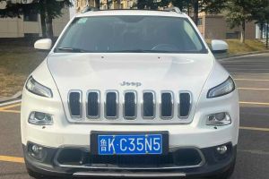 自由光 Jeep 2.4L 精英版