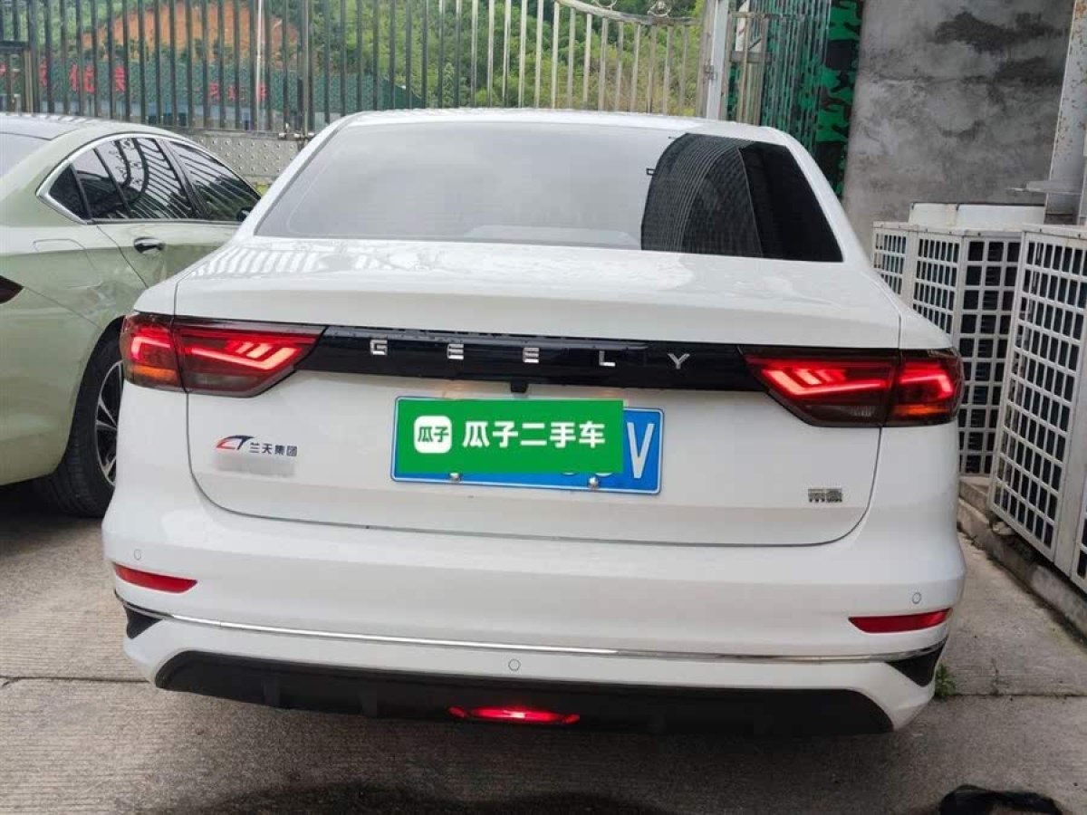 吉利 帝豪  2025款 第4代 1.5L CVT星耀版圖片