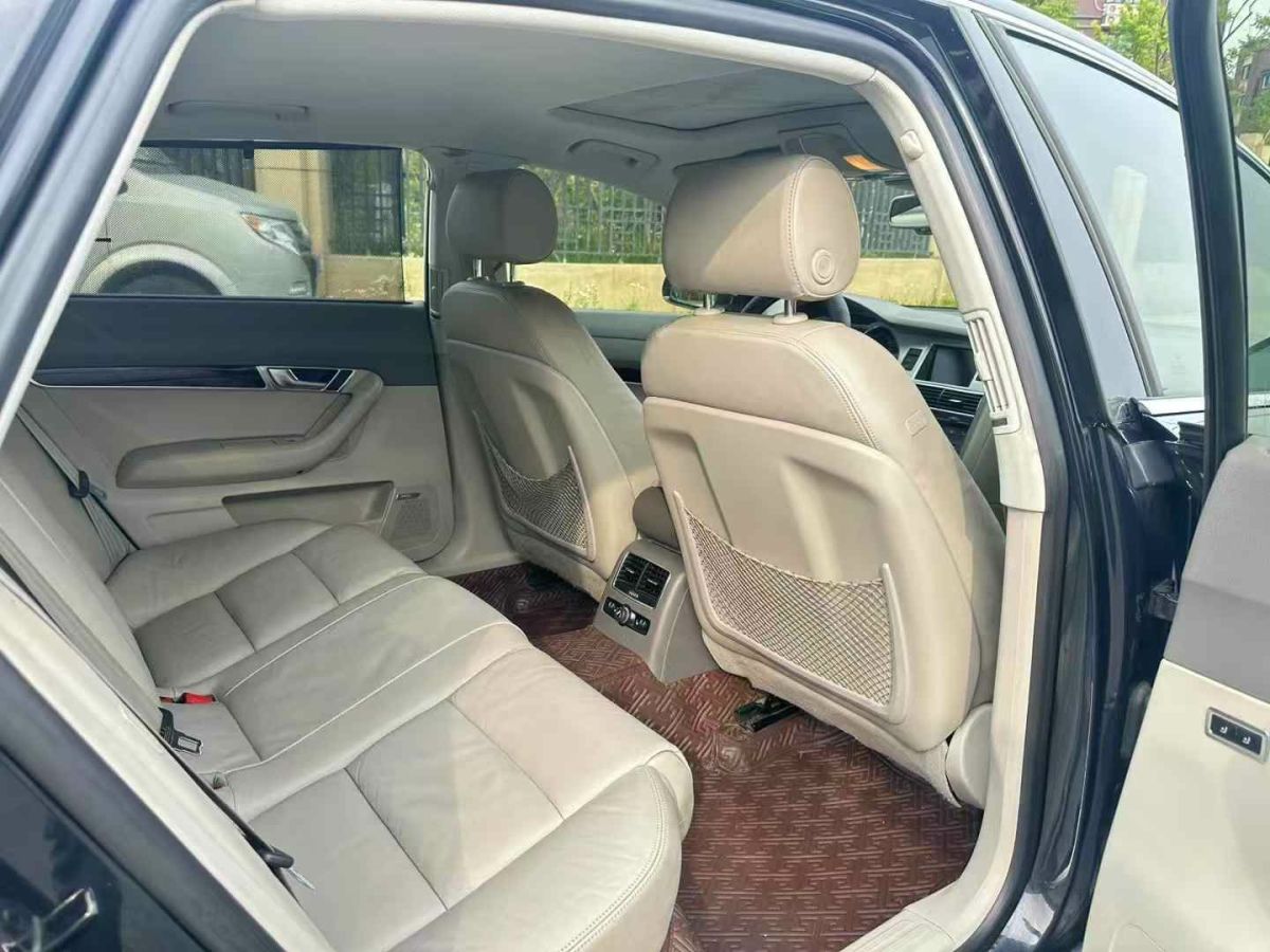 奧迪 奧迪A6L  2011款 A6L 3.0TFSI Quattro豪華型圖片
