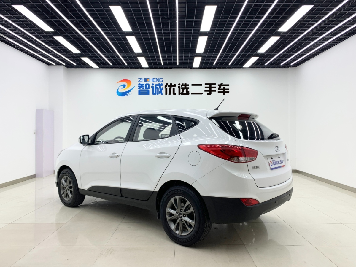 2015年6月現(xiàn)代 ix35  2015款 2.0L 自動兩驅(qū)舒適型 國IV