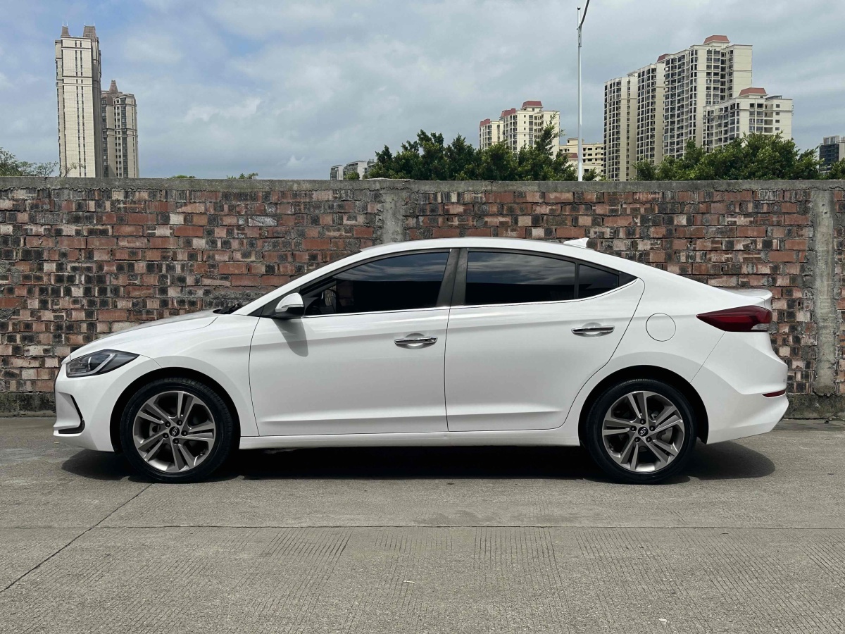2018年6月現(xiàn)代 領(lǐng)動(dòng)  2016款 1.6L 自動(dòng)智炫?精英型