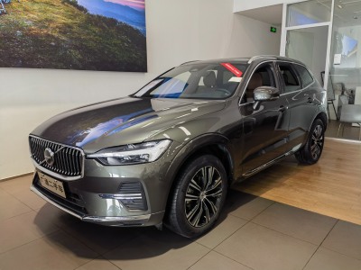 2022年1月 沃爾沃 XC60 2.0T T5 AWD 個(gè)性運(yùn)動(dòng)版圖片