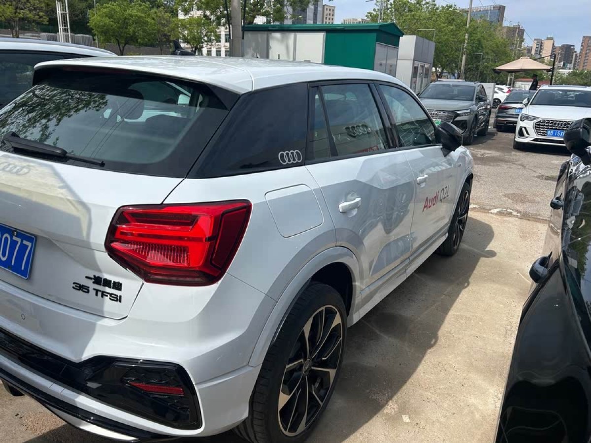 奧迪 奧迪Q2L  2024款 改款 35TFSI 豪華動(dòng)感型圖片