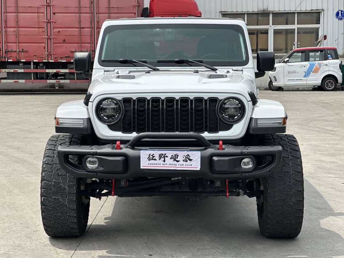 Jeep 牧馬人  2019款 2.0T Sahara 四門版 國VI圖片