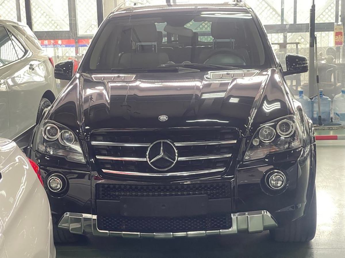 奔馳 奔馳M級(jí)AMG  2011款 AMG ML 63圖片