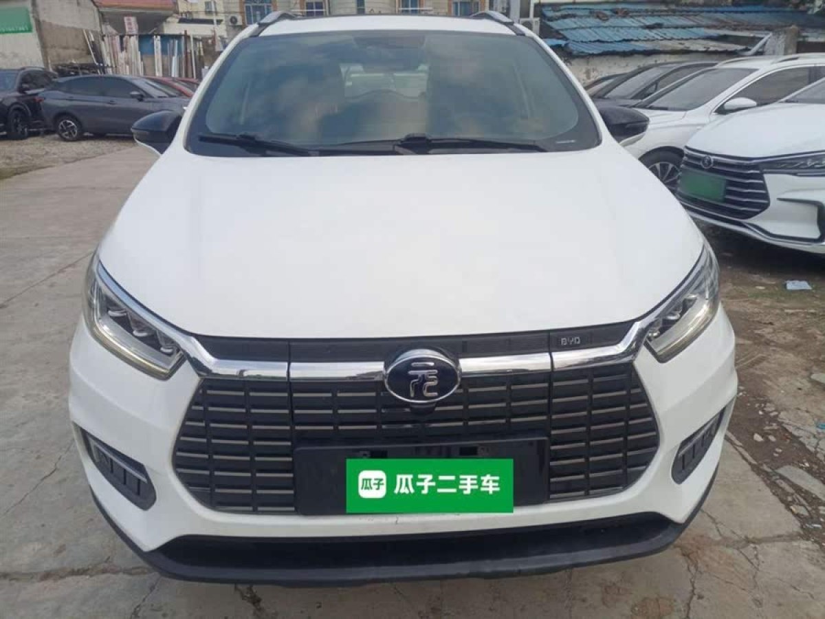 比亞迪 元新能源  2019款 EV535 高能領(lǐng)航版圖片