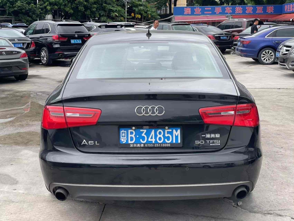 奧迪 奧迪A6L  2012款 TFSI 標(biāo)準(zhǔn)型圖片