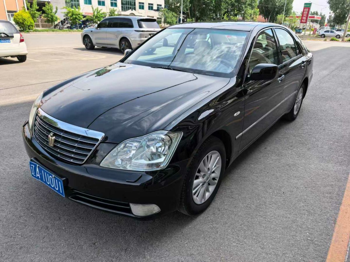 豐田 皇冠  2007款 2.5L Royal 導(dǎo)航版圖片