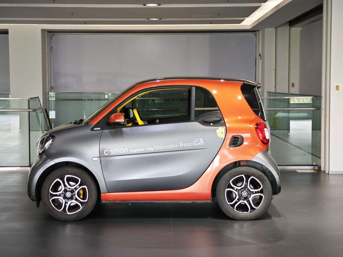 smart fortwo  2015款 1.0L 52千瓦硬顶灵动版图片