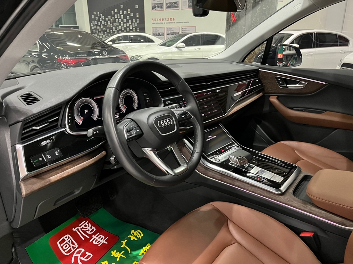 奧迪 奧迪Q7  2021款 45 TFSI quattro S line運(yùn)動(dòng)型圖片