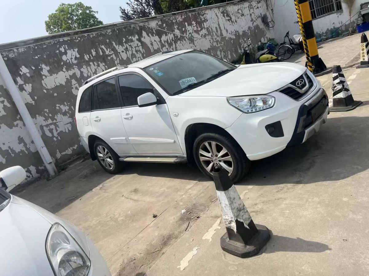 奇瑞 瑞虎  2013款 1.6L 手動賀歲版DVVT圖片
