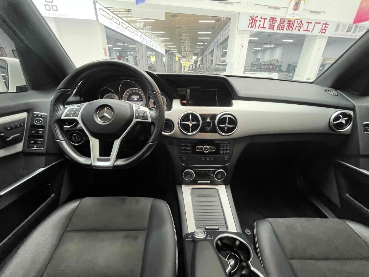 2016年1月奔馳 奔馳GLK級  2015款 GLK 260 4MATIC 時尚型 極致版