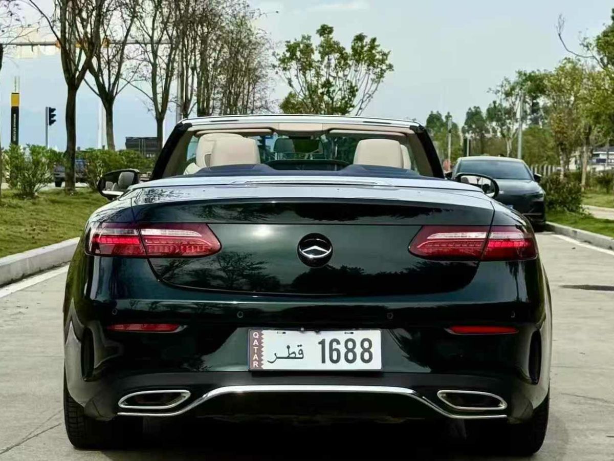 奔馳 奔馳E級(jí)  2023款 E 260 轎跑車圖片