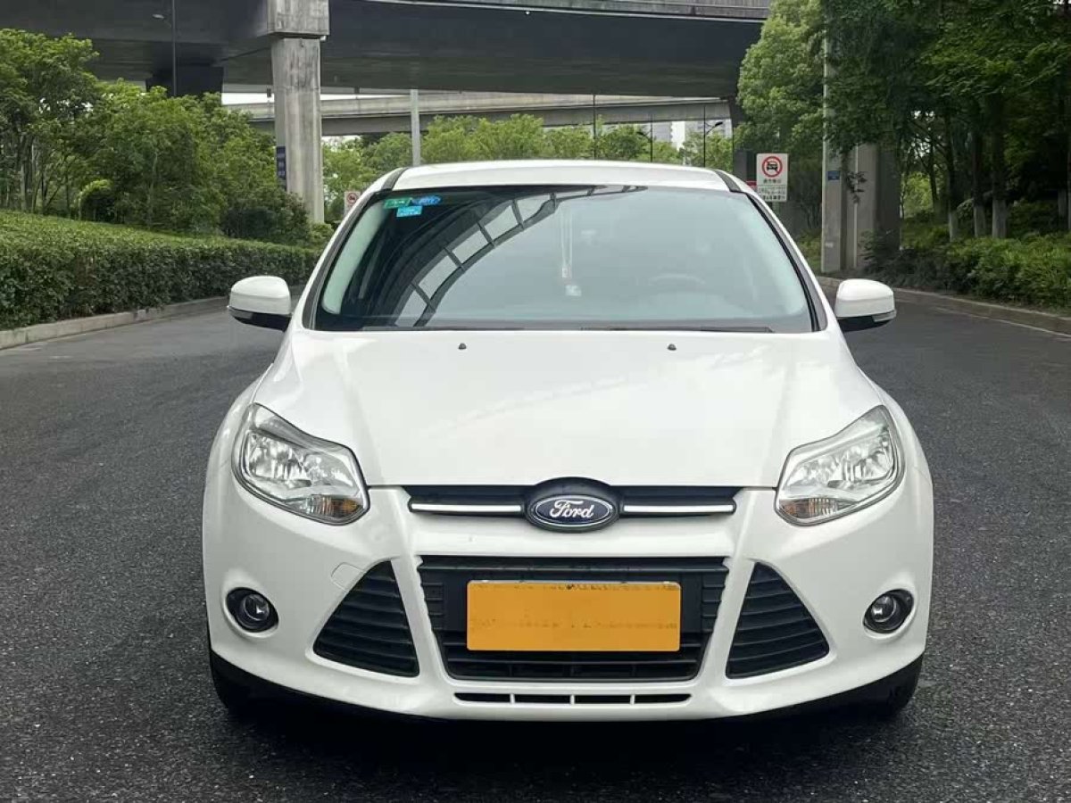 福特 福克斯  2012款 兩廂 1.6L 自動舒適型圖片
