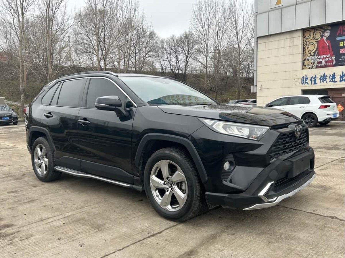 豐田 RAV4榮放  2021款 2.0L CVT兩驅(qū)風尚PLUS版圖片