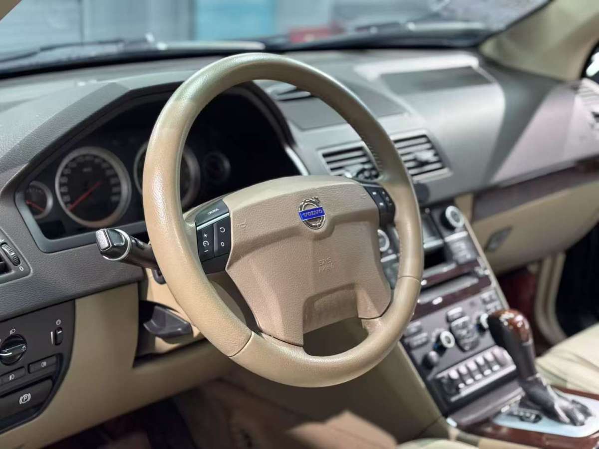 沃爾沃 XC90  2013款 2.5T T5 行政升級版圖片