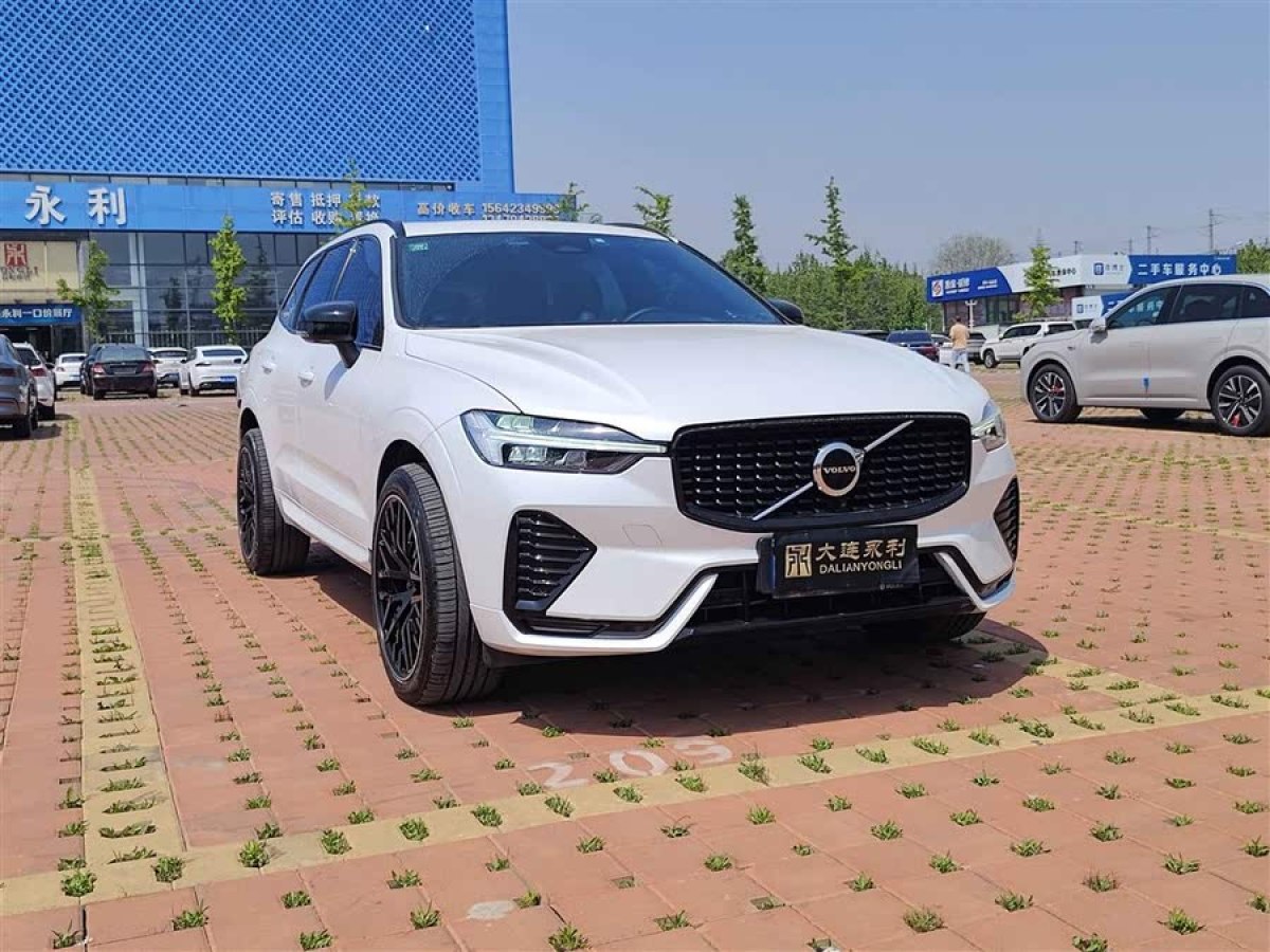 沃爾沃 XC60  2022款 B5 四驅(qū)智遠(yuǎn)運(yùn)動版圖片