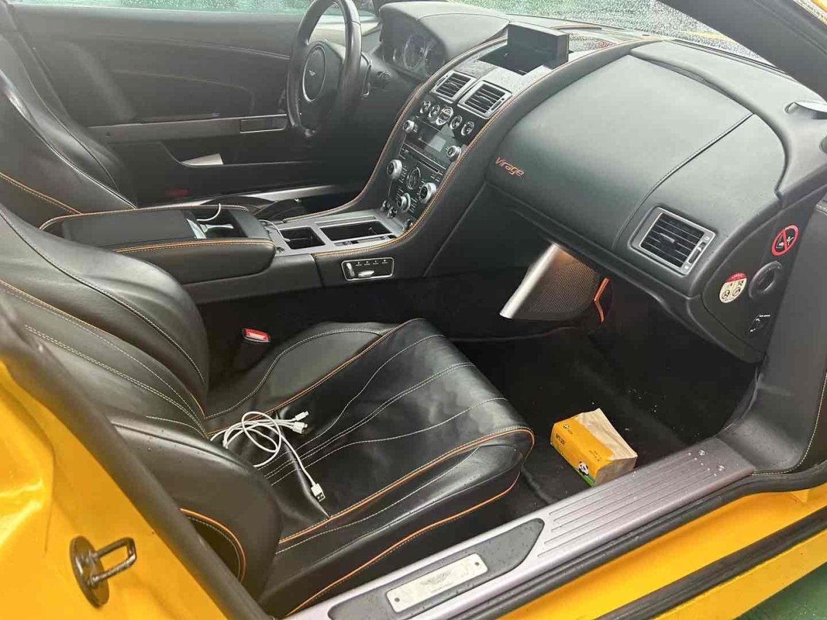阿斯顿·马丁 V12 Vantage  2014款 6.0L S图片