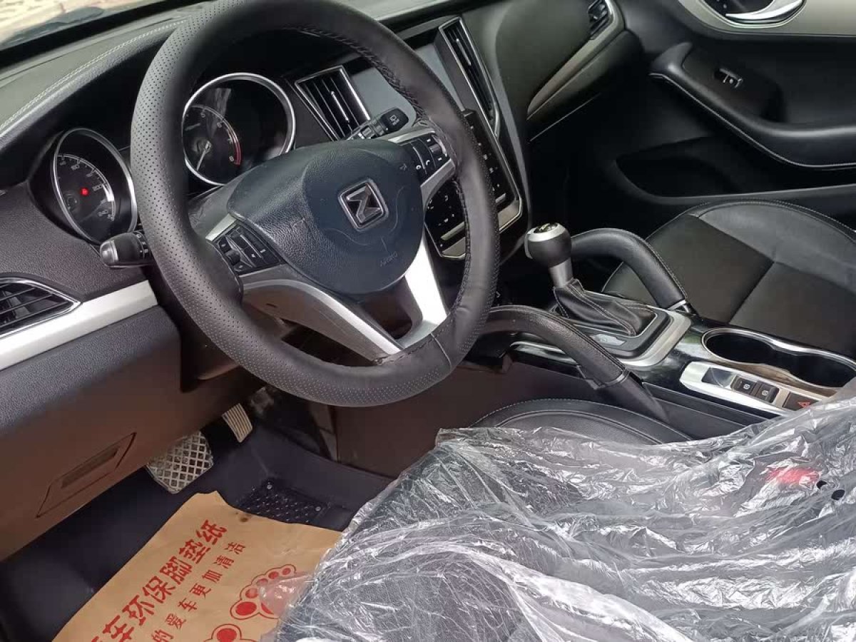眾泰 SR7  2016款 1.5T CVT魔方之路版 國V圖片