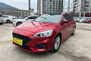 福克斯 福特 三廂 1.5L 自動(dòng)鋒躍型