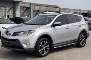 RAV4榮放 豐田 2.5L 自動(dòng)四驅(qū)精英版