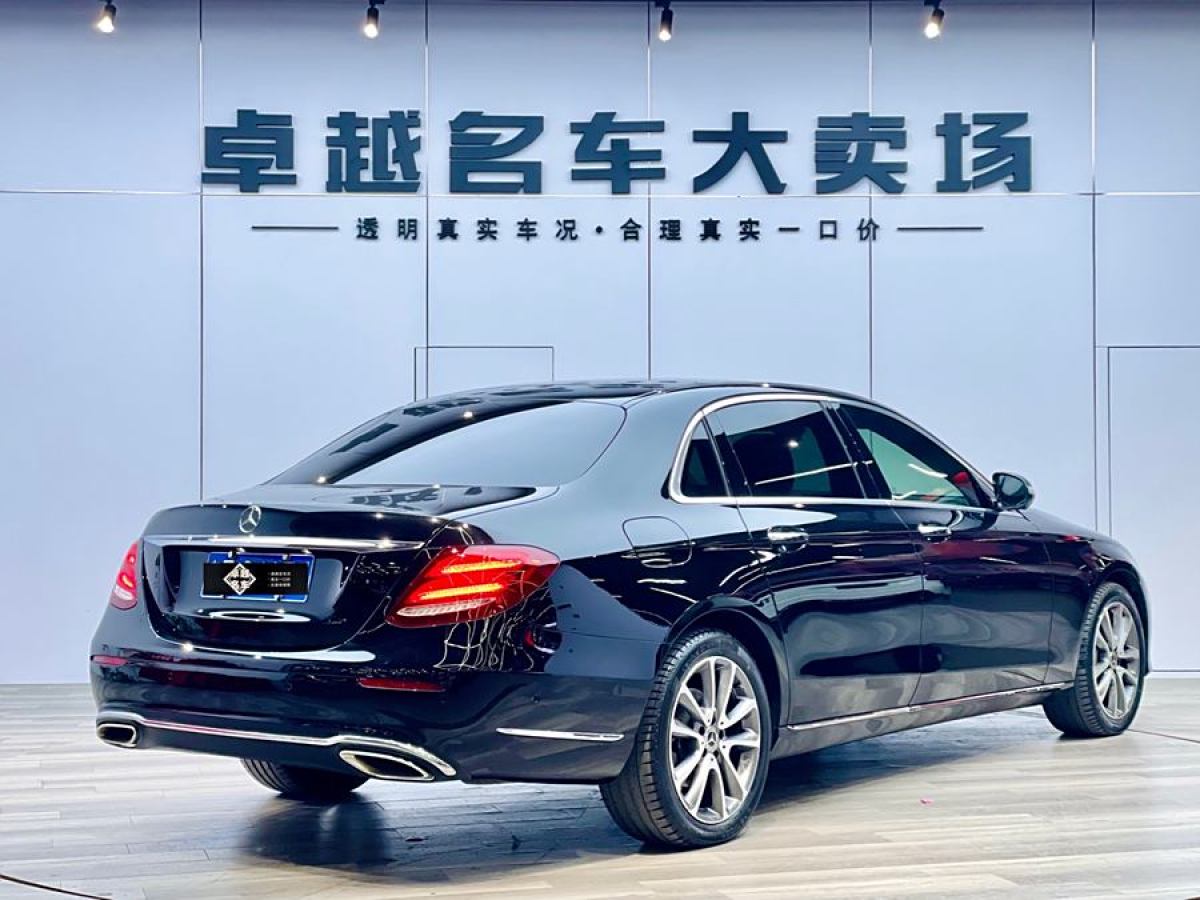 奔馳 奔馳E級  2019款 改款 E 300 L 時尚型圖片