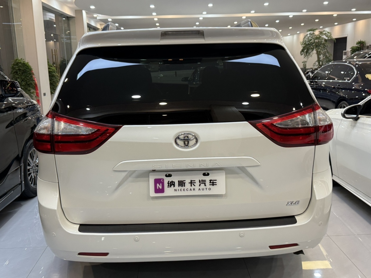 豐田 塞納  2015款 3.5L 兩驅(qū)L圖片