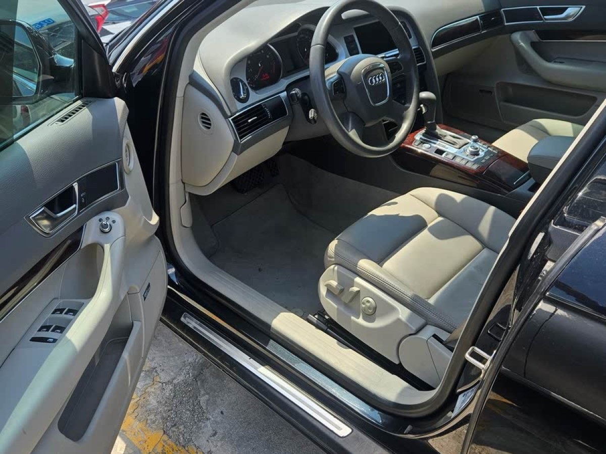 奧迪 奧迪A6L  2011款 2.4L 舒適型圖片