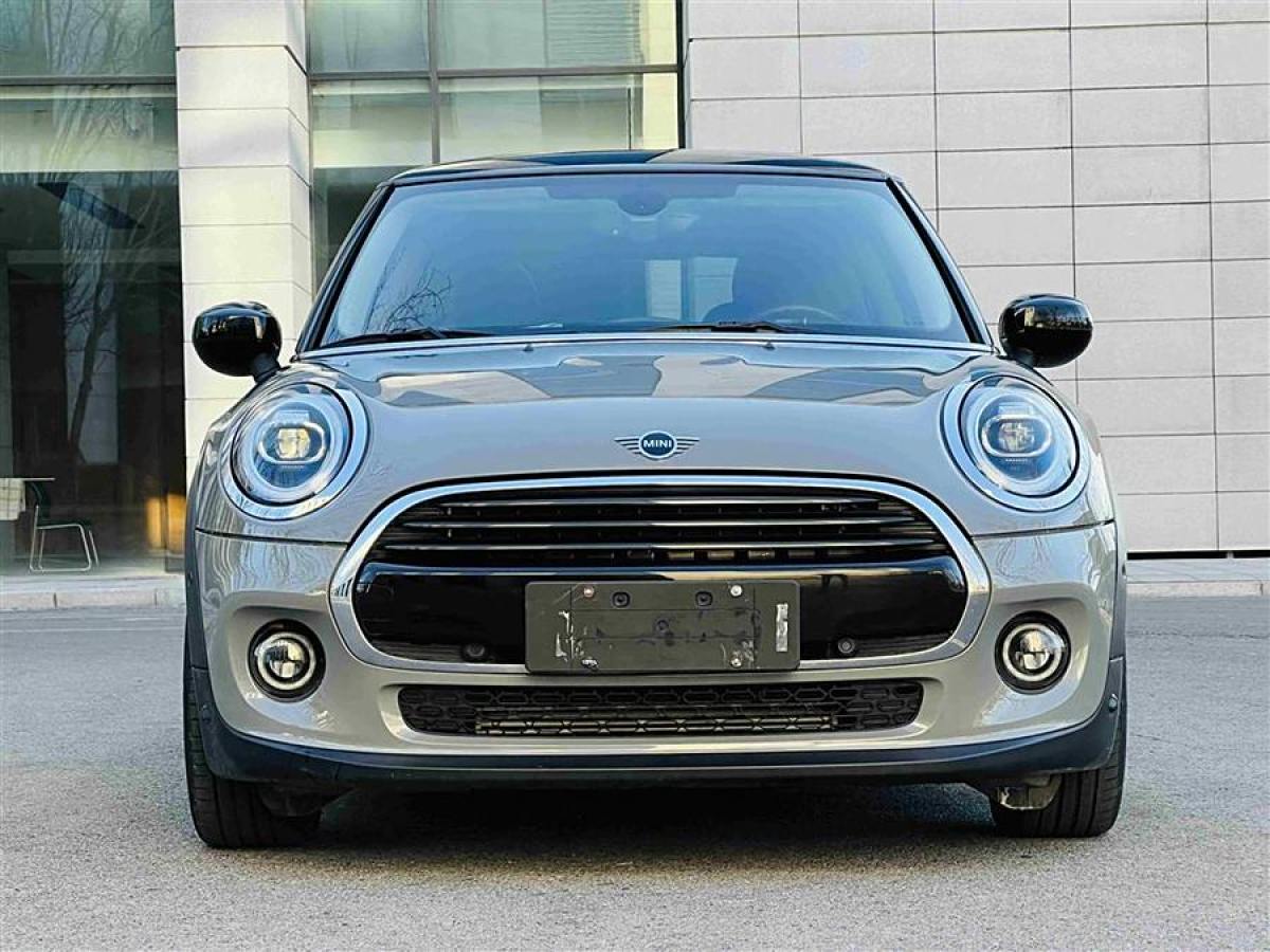 MINI MINI  2021款 1.5T COOPER 經(jīng)典派圖片