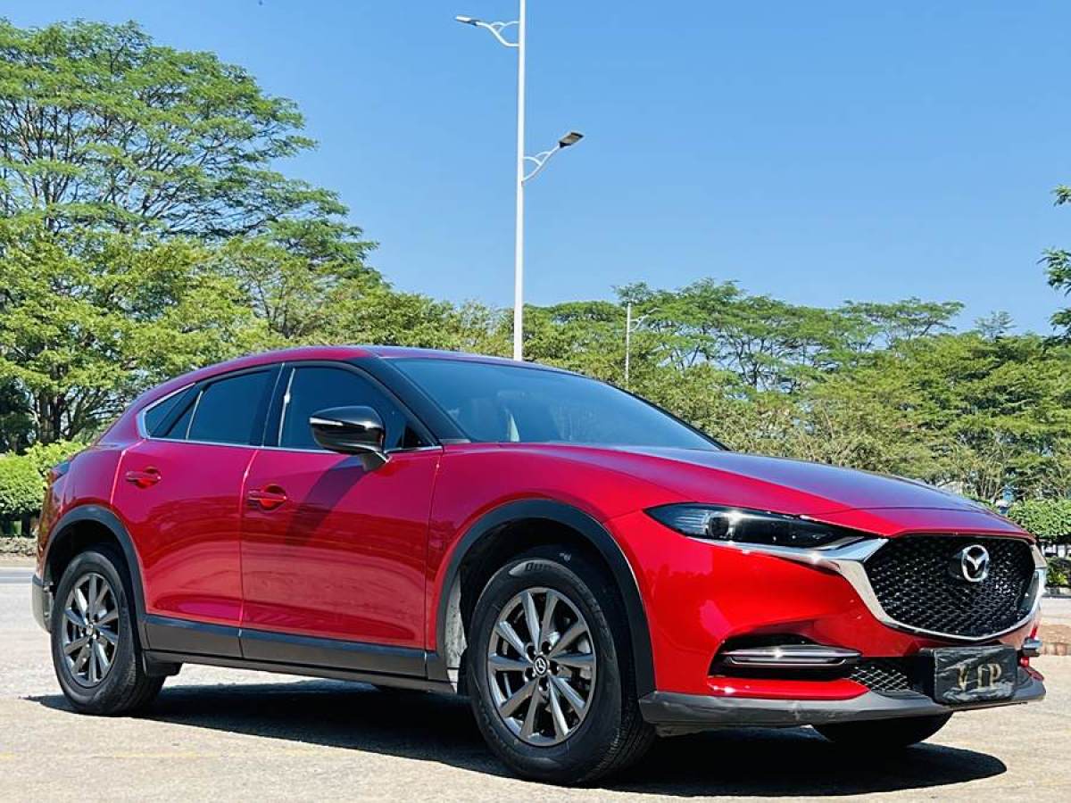 馬自達 CX-4  2020款 2.0L 自動兩驅(qū)藍天探索版圖片