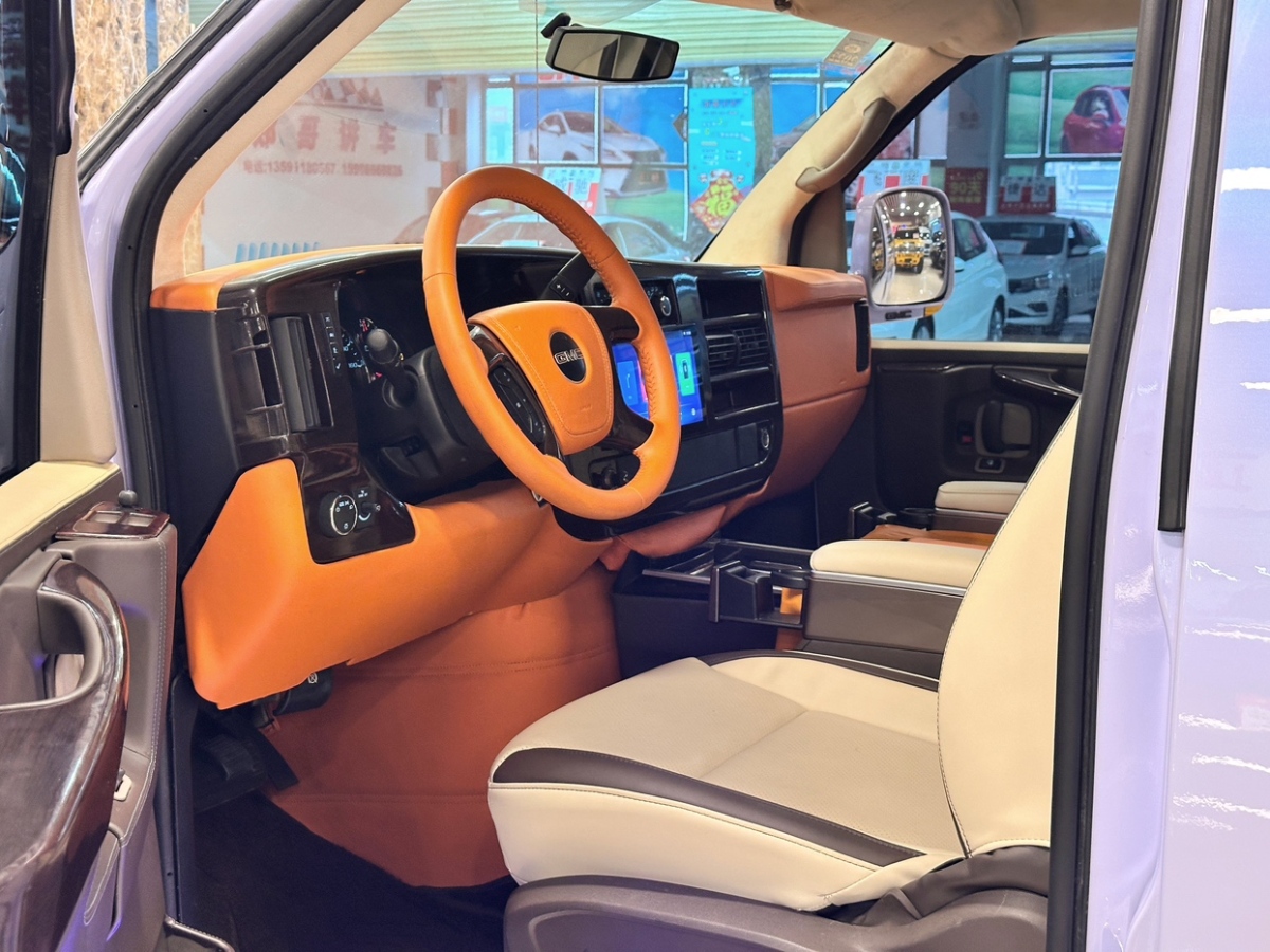 GMC SAVANA  2011款 6.0L 商務(wù)之星7座圖片