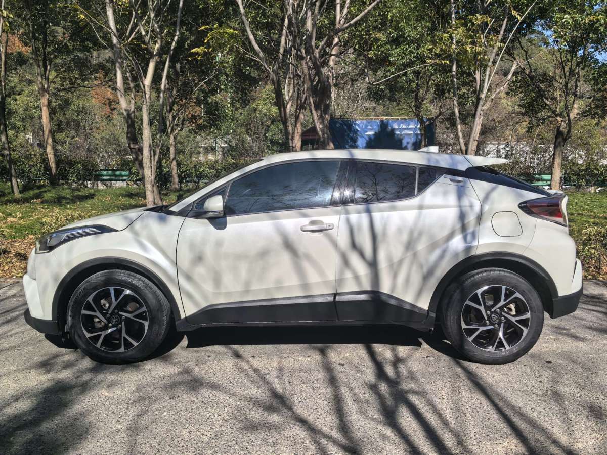 豐田 C-HR  2018款 2.0L 豪華版 國V圖片