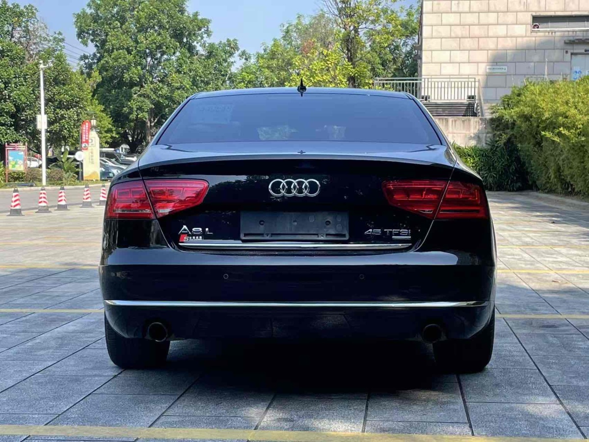 奧迪 奧迪A8  2011款 A8L 3.0 TFSI quattro舒適型(213kW)圖片