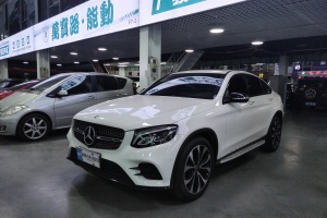 奔驰GLC 奔驰 改款 GLC 260 4MATIC 轿跑SUV