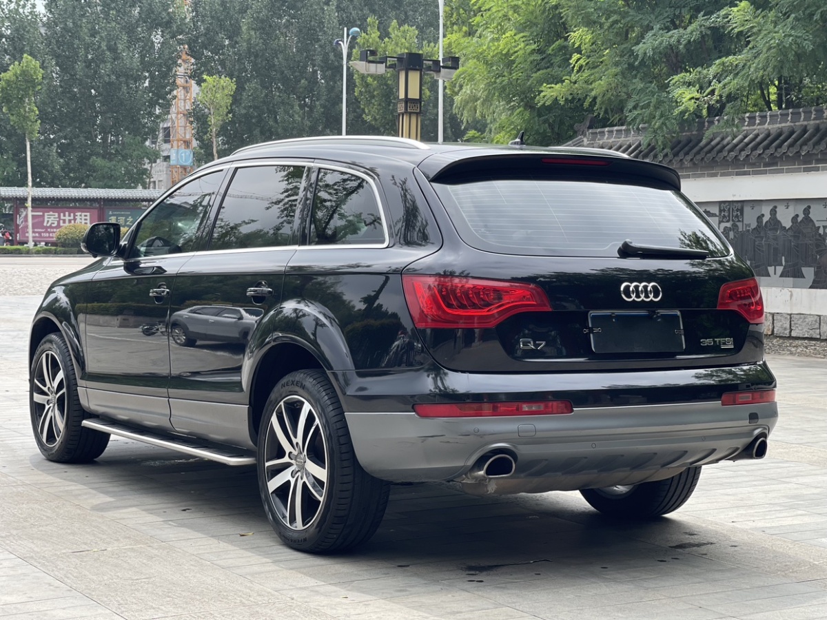 奧迪 奧迪Q7  2013款 35 TFSI 進(jìn)取型圖片