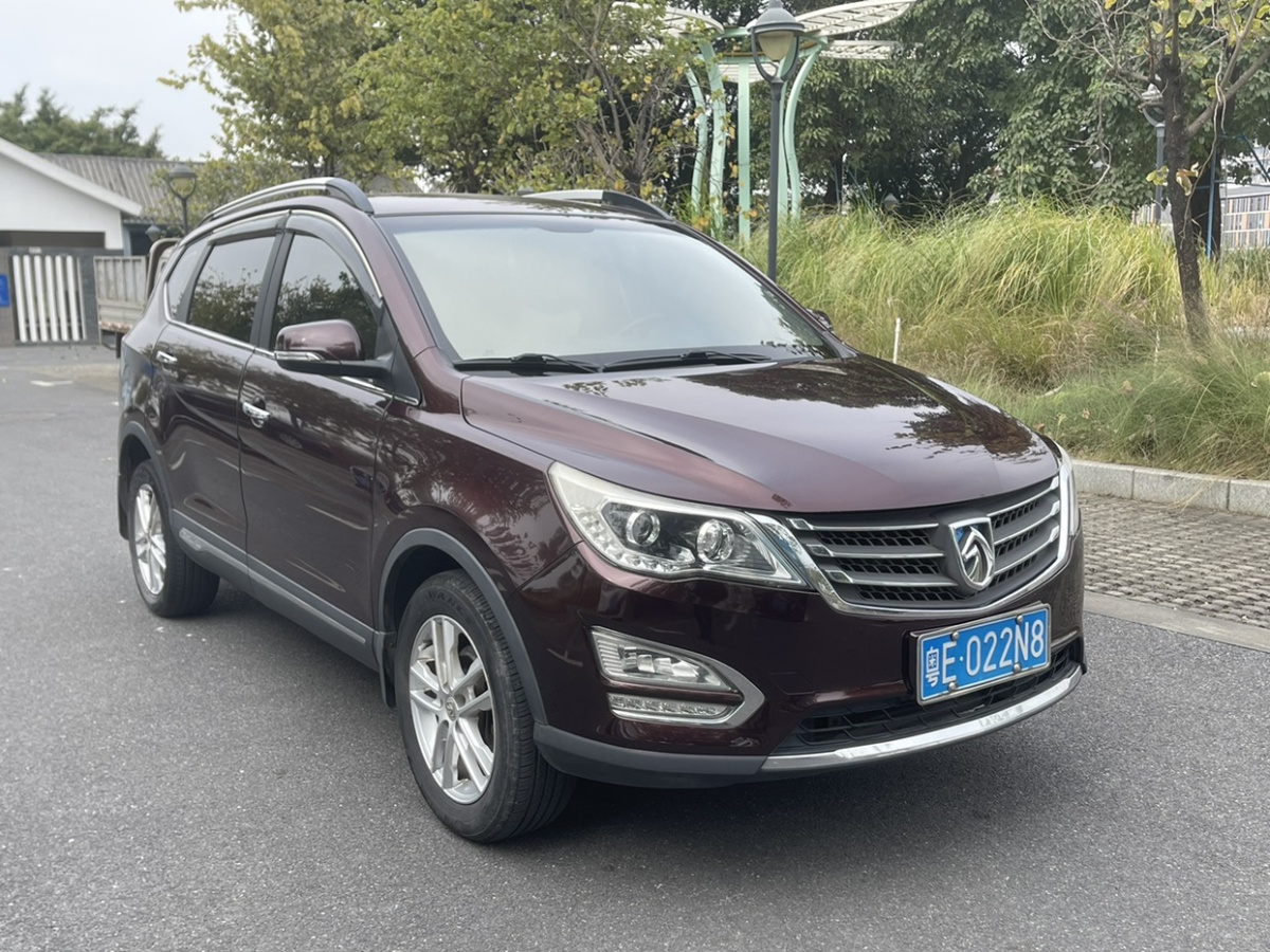 寶駿 560  2016款 1.8L 手動(dòng)精英型圖片