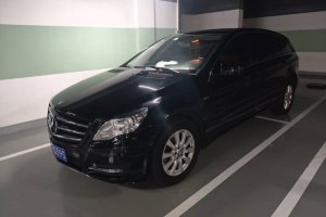 奔驰R级 奔驰 R 320 4MATIC 商务型臻藏版