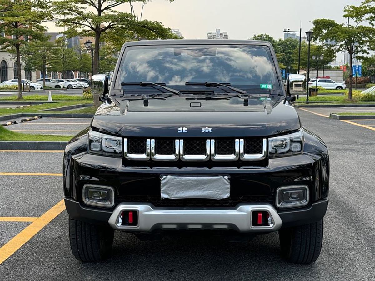 2022年5月北京 BJ40  2020款 2.0T 自動四驅(qū)城市獵人版?zhèn)b客型